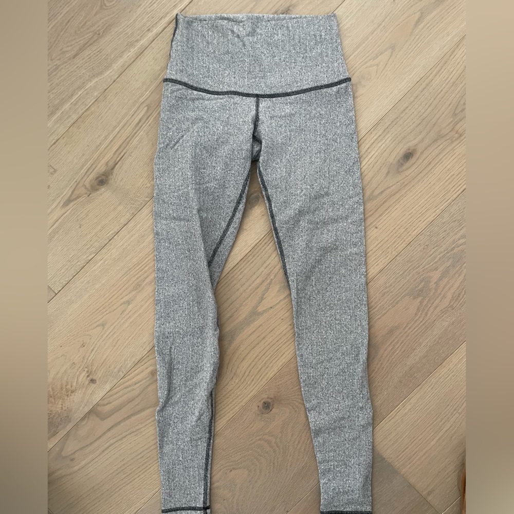 Lululemon size 2 leggings